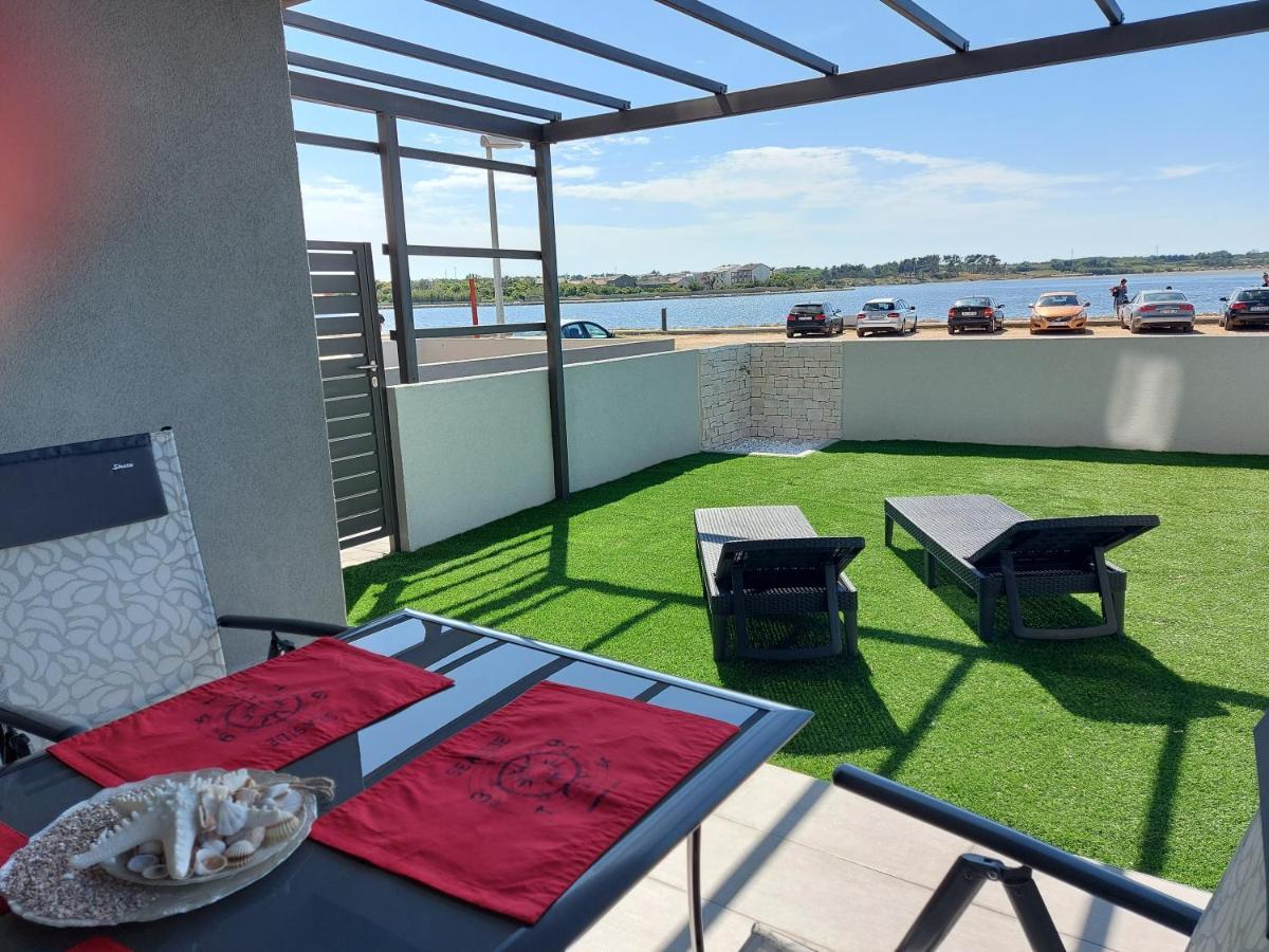 Apartmani Sunside 닌 외부 사진